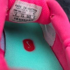 ✨美品NIKEランニングシューズの画像