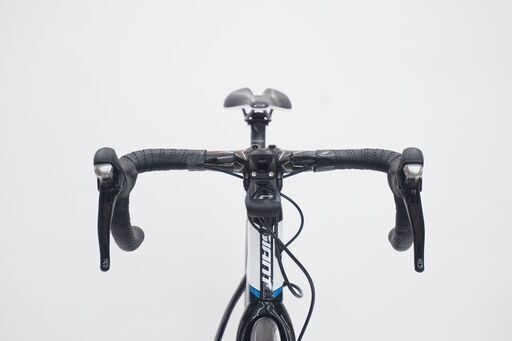 GIANT DEFY ADVANCED 2 2017年モデル ロードバイク