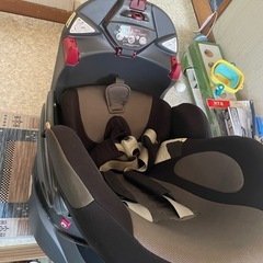 アップリカ チャイルドシート ディアターンの画像