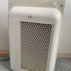 空気清浄機　プラズマクラスター　SHARP KI-HX75-Wの画像