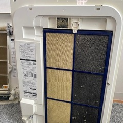 空気清浄機　プラズマクラスター　SHARP KI-HX75-Wの画像
