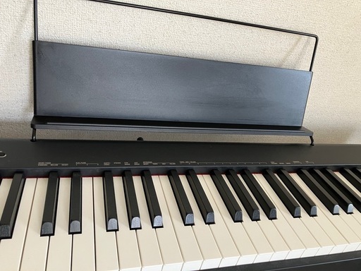 電子ピアノ