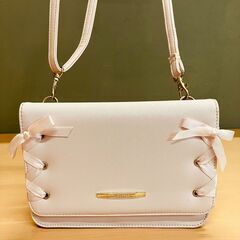 Sherie Lips おさいふポシェット（うすいピンク）