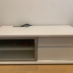テレビ台　幅107cm✖️高40cm✖️奥行45cm