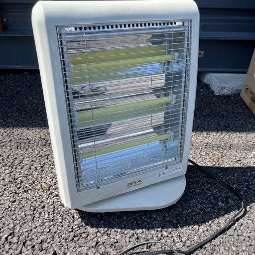 900w電気ストーブ