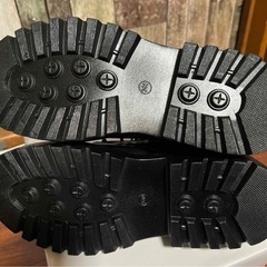 新品未使用　黒ショートブーツ
の画像