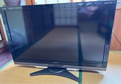 テレビ　＊ AQUOS
