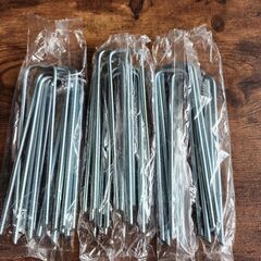 人工芝用U字ピン8本入×3袋のお値段です。