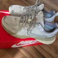 Nike ナイキ　ナイキ V2K ラン GORE-TEX　防水　...