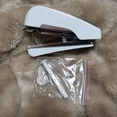 コンパクトハンディミシンの画像