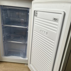 2020年製 アイリスオーヤマ冷凍庫