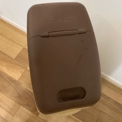 アップリカ　おむつゴミ箱（お話中）の画像