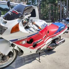 ホンダ　CBR1000F sc24の画像