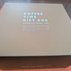 スターバックス　ハウスブレンド　5CUPS とチョコレートパウンドケーキの画像