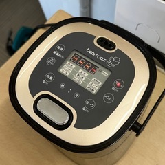 【お買い得‼️】クマザキエイム 2020年製 2.5合炊き マルチ･ライスクッカー 炊飯器 炊飯ジャー ケーキ･ヨーグルト等OK♪の画像
