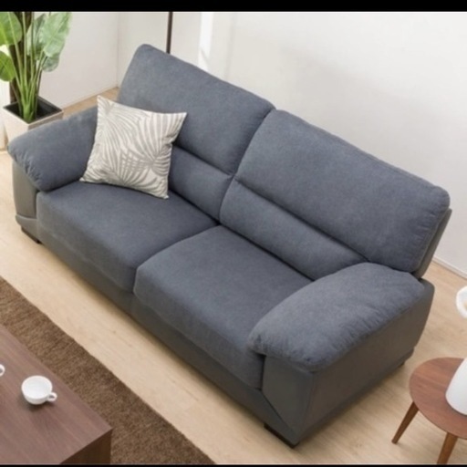 【値下げします】ニトリ3人掛けソファ