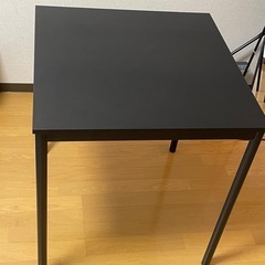 【取引完了】 IKEA ダイニングテーブル　サンドスベリ