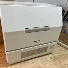 Panasonic 食器洗い乾燥機 2019年製 NP-TCR4-W 