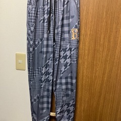 新品！ジョガーパンツ