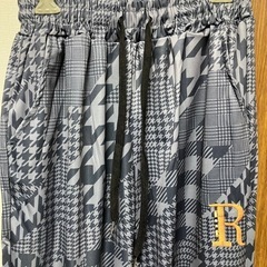 新品！ジョガーパンツの画像