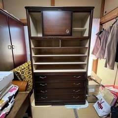 桐タンスの画像