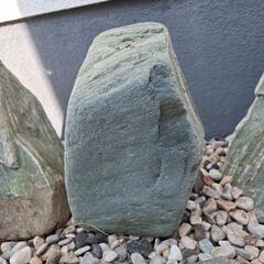 ガーデニング用の石3個まとめての画像