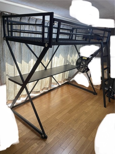 【取引中】ロフトベッド（テーブル付き）／ニトリ製／組み立て式