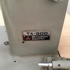最終SALE！昭和レトロ！アンティークビンテージ三菱足踏みミシンTA-300の画像