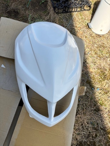 マジェスティ125のプレイスクリエイションエアロフロントマスク