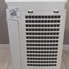 加湿空気清浄機 SHARP KC-650Y3の画像