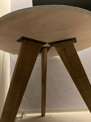 [予約中][ジャンク]Less is more 円形 ラウンドテーブル Φ 88cm