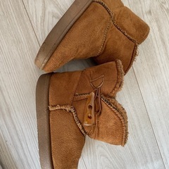 ファーブーツ　16センチの画像