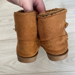 ファーブーツ　16センチの画像