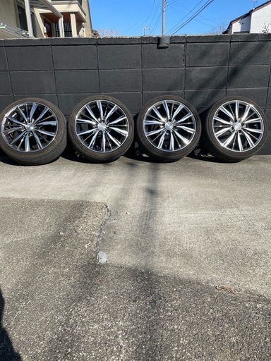 値下げ！Weds ヴェッズ レオニス　17インチ　4穴  7J +45