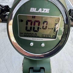 電動スクーター　BLAZE EV  折りたたみ　メッチャ低走行‼️の画像
