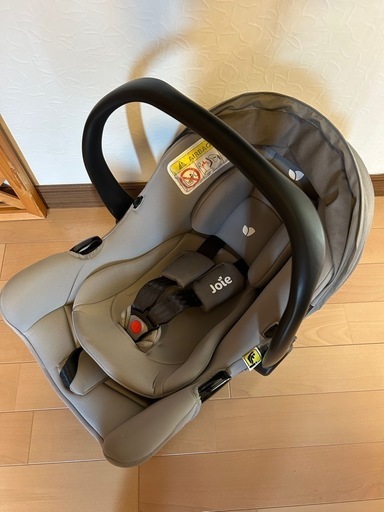 ベビーカーとチャイルドシートセット