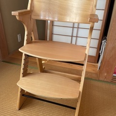 ハイチェア