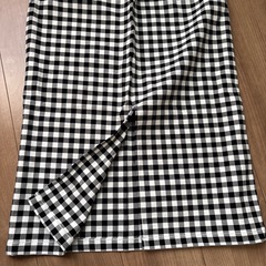GU ギンガムチェックロングスカートの画像