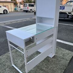 ▼値下げ▼【倉庫保管】【展示品・未使用品】ネイルデスク 収納付き 参考価格20,990円💳自社配送時🌟代引き可💳※現金、クレジット、スマホ決済対応※の画像