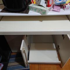 キッチン棚の画像