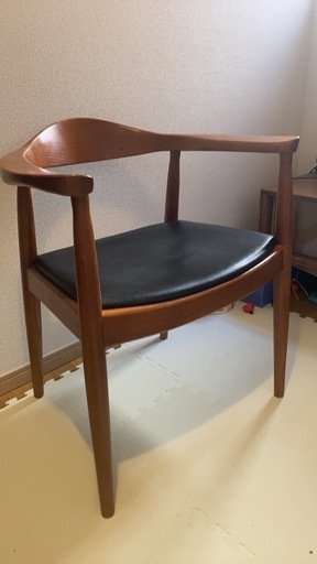 カリモク　チェアー（3月24日までの受け渡し）