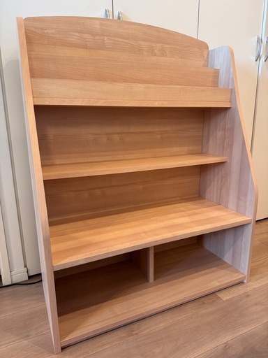 【美品/使用感あり】木製 3段 絵本ラック 傾斜デザイン