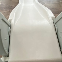 子ども用すべり台の画像