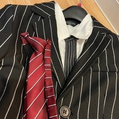 130センチ　卒園，入学　セレモニースーツ　の画像