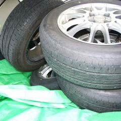 商談中【紋別市発】中古乗用車　トヨタ　TOYOTA　アクア　AQUS　NHP-10　1.5L　ハイブリッド車　FF　平成２６年６月　車検　令和８年６月　走行距離100787㎞　AT　５ドア　ホワイト　ワンーオーナー　事故歴なし　諸費用税別　の画像