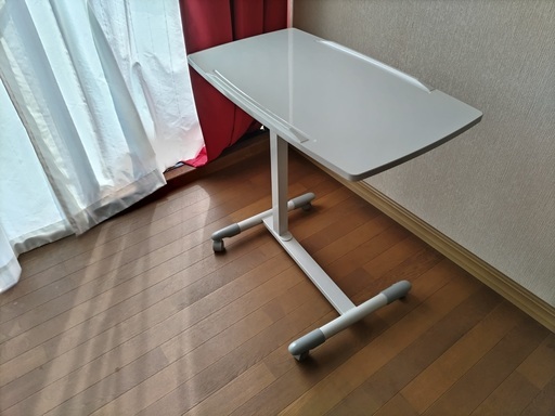 サイドテーブルしてもおすすめ（多目的・ノートパソコンスタンド）