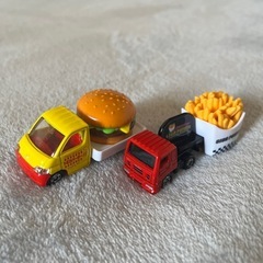 トミカ　ミニカー　バーガー&ポテト