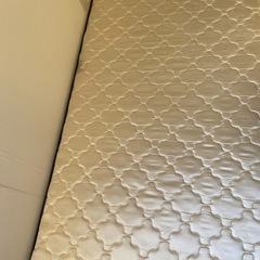 【 無料 】マットレスと机と椅子