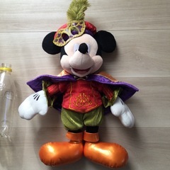 ミッキーマウスのハロウィン限定ぬいぐるみ2012の画像