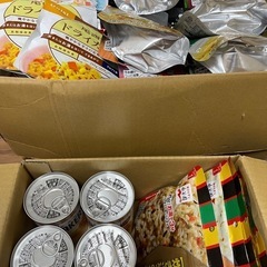 備蓄用非常食、乾パン